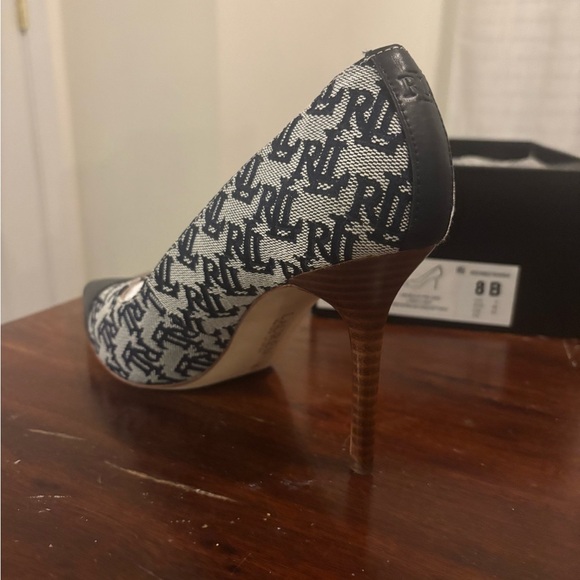 Lauren Ralph Lauren Lindella Monogram Jacquard Pump - Picture 4 of 5
